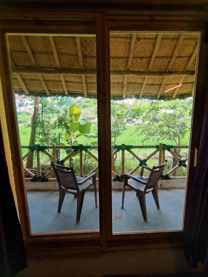 The Gravity Cafe -A Unit Of Staychillhampi Hampi Exterior foto
