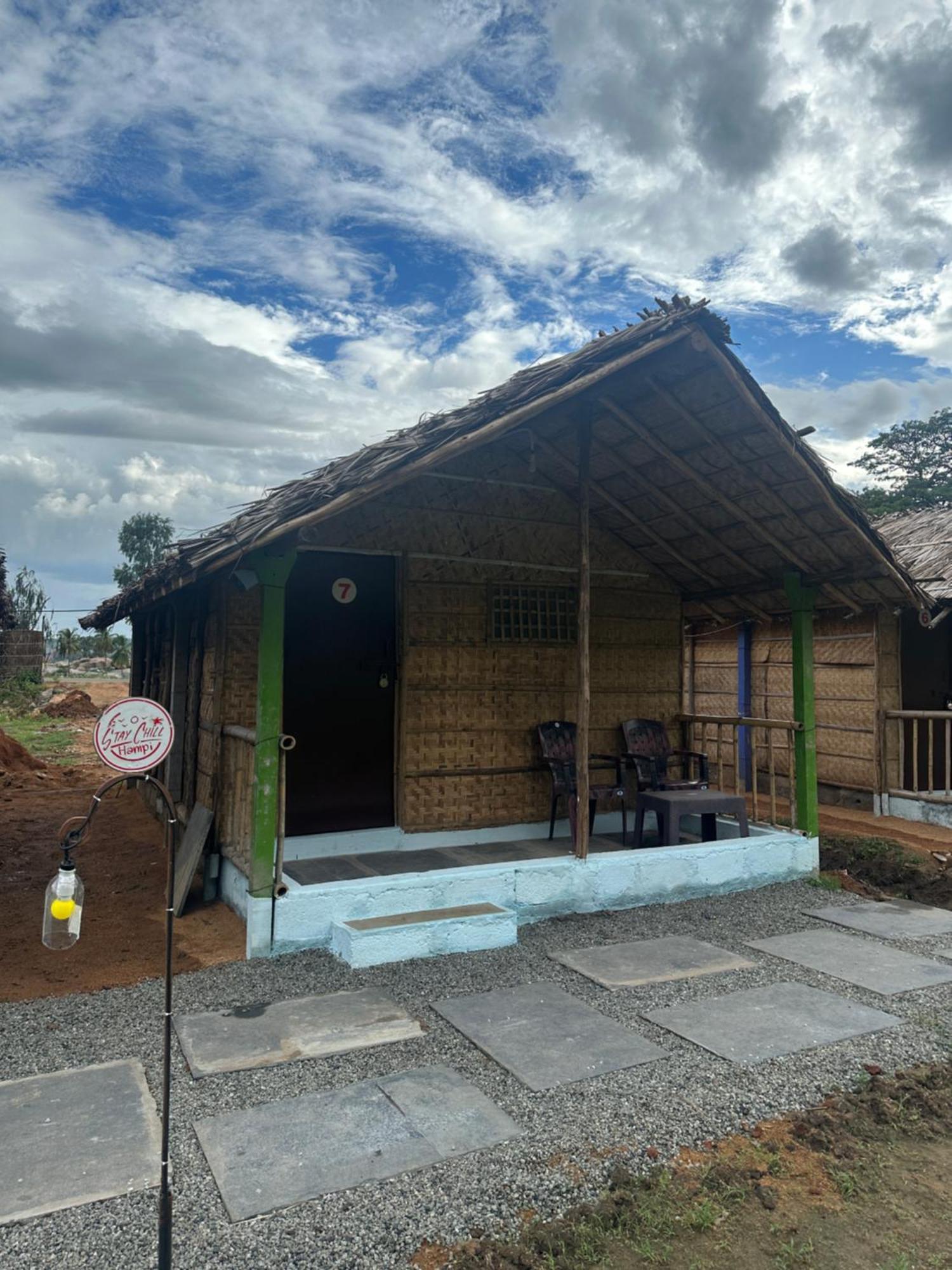 The Gravity Cafe -A Unit Of Staychillhampi Hampi Exterior foto